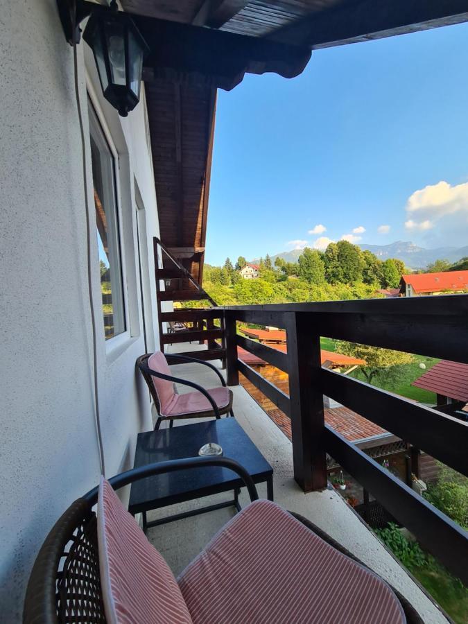 Apartamento Casuta Cu Dumbrava Bran  Exterior foto