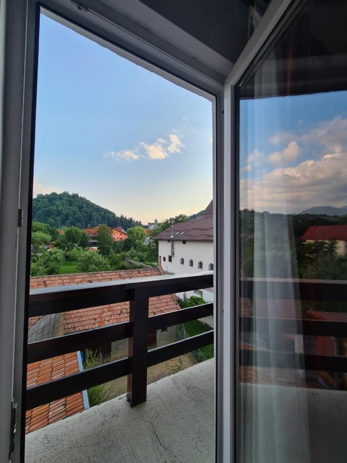 Apartamento Casuta Cu Dumbrava Bran  Exterior foto