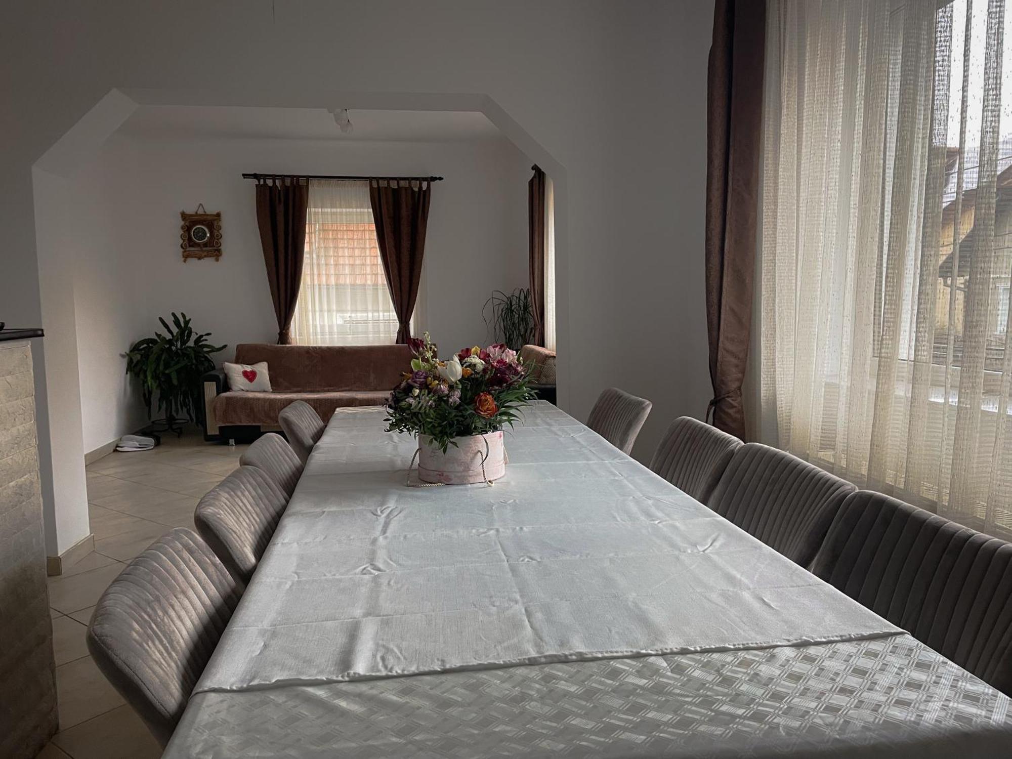 Apartamento Casuta Cu Dumbrava Bran  Exterior foto